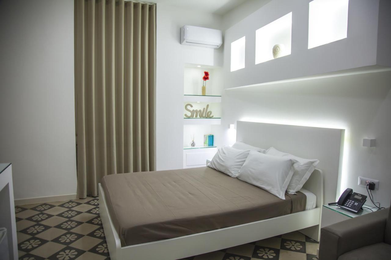 Villa Adelaide Suite & Room 托雷阿马莱 外观 照片